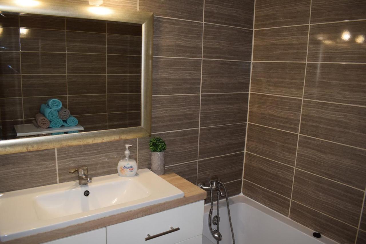 Apartament M-5 - 74M2 쳉스토호바 외부 사진