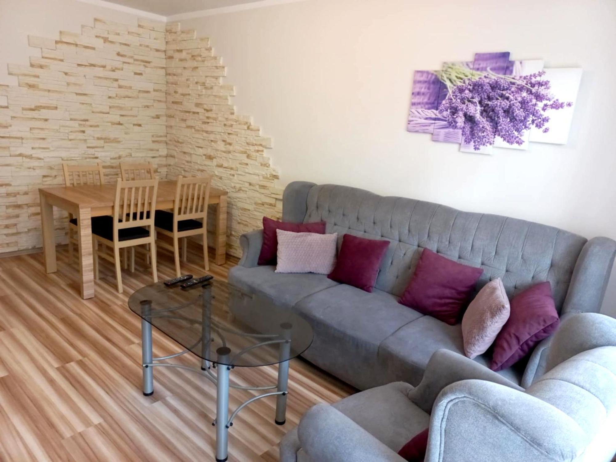 Apartament M-5 - 74M2 쳉스토호바 외부 사진