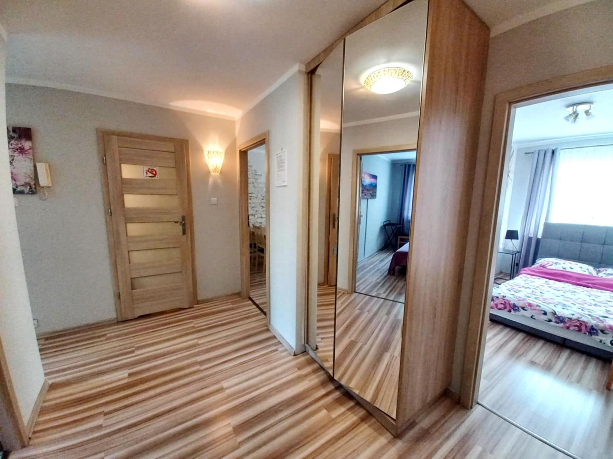 Apartament M-5 - 74M2 쳉스토호바 외부 사진